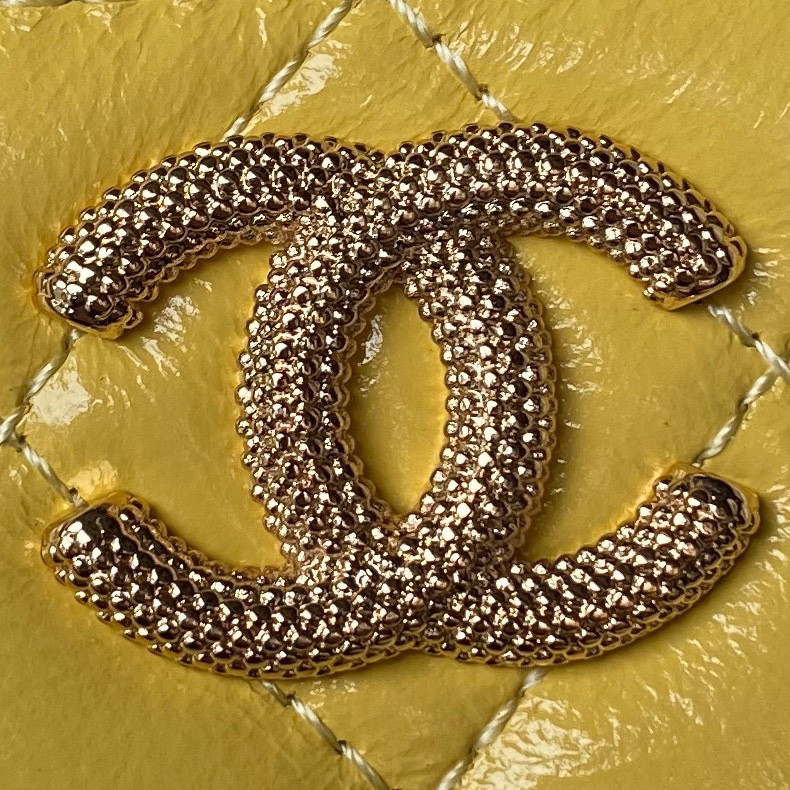 CHANEL 24P CHAIN LEATHER SQUARE BOX SHOULDER BAG YELLOW 16x10x8cm