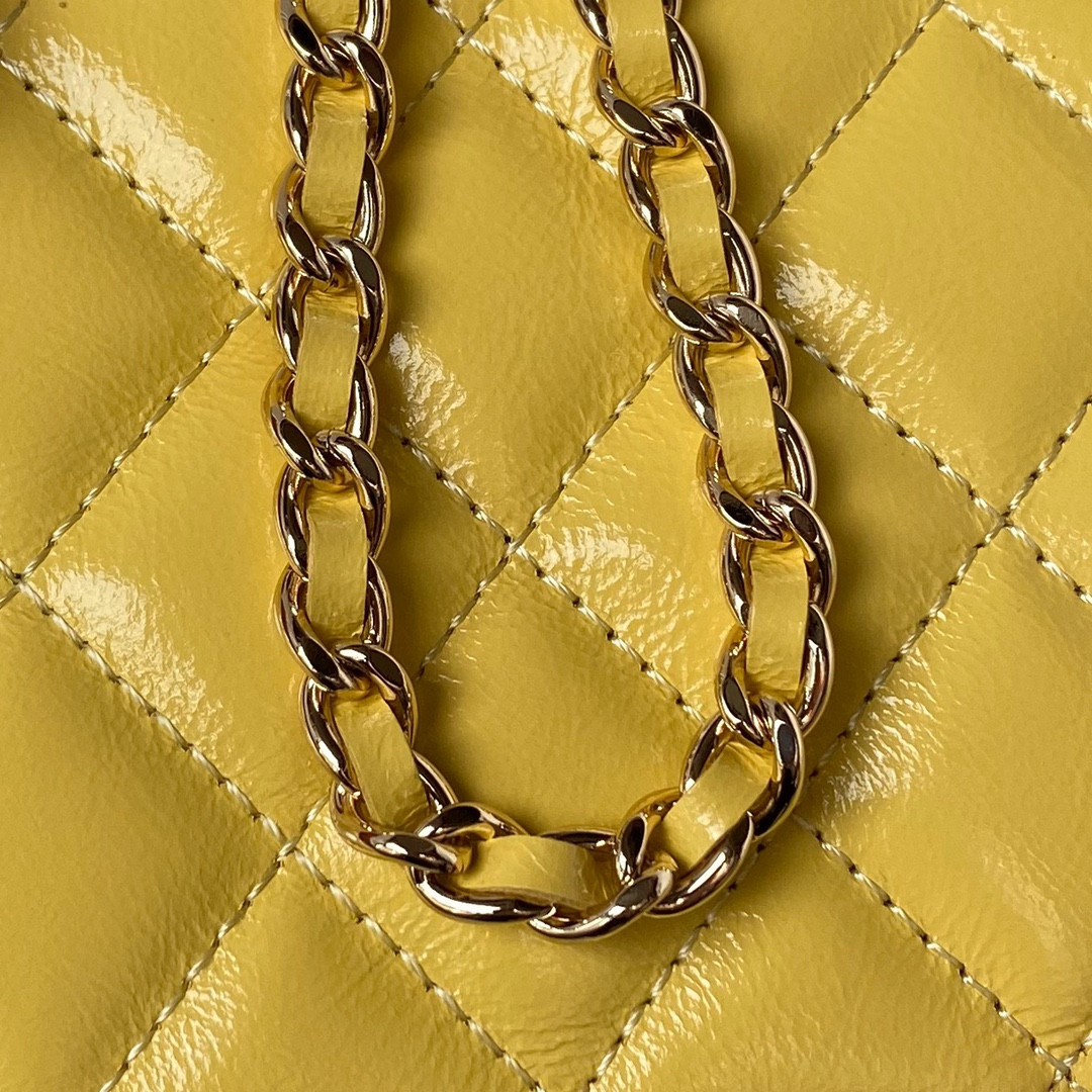 CHANEL 24P CHAIN LEATHER SQUARE BOX SHOULDER BAG YELLOW 16x10x8cm