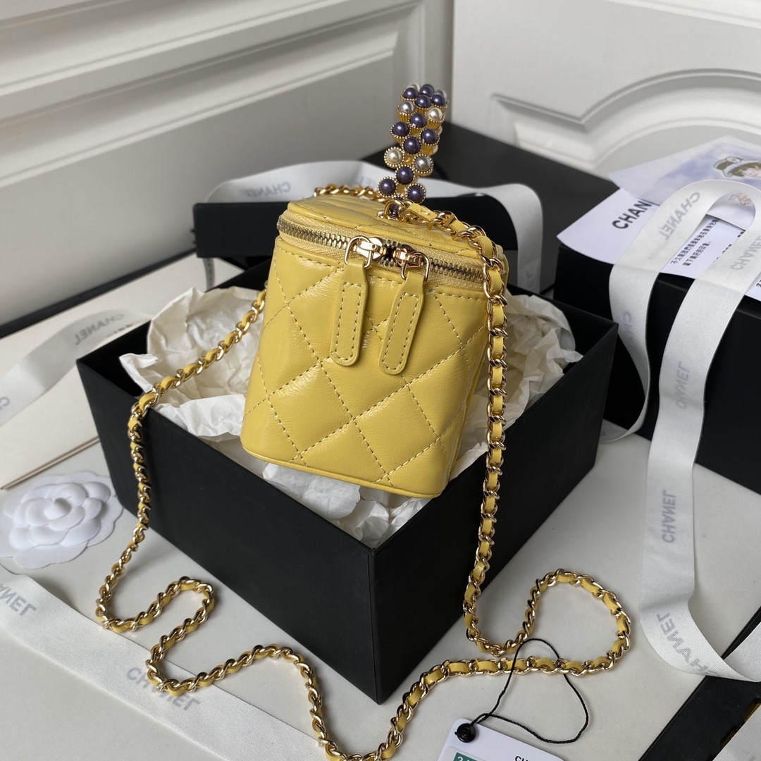 CHANEL 24P CHAIN LEATHER SQUARE BOX SHOULDER BAG YELLOW 16x10x8cm