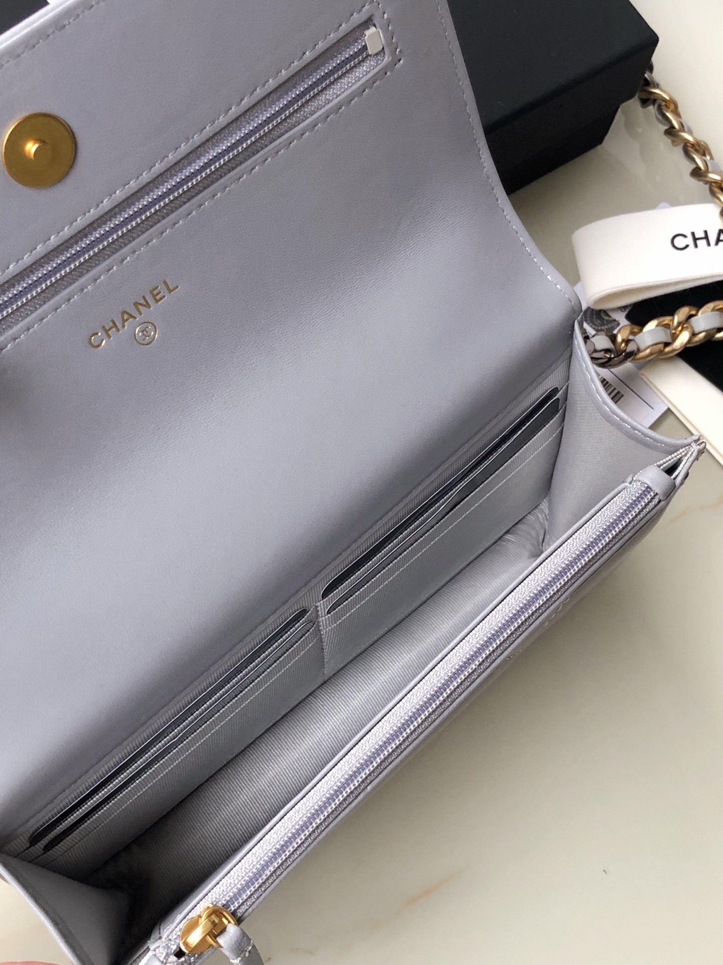 CHANEL CLASSIC WALLET ON CHAIN 4.8 × 7.5 × 1.4 in