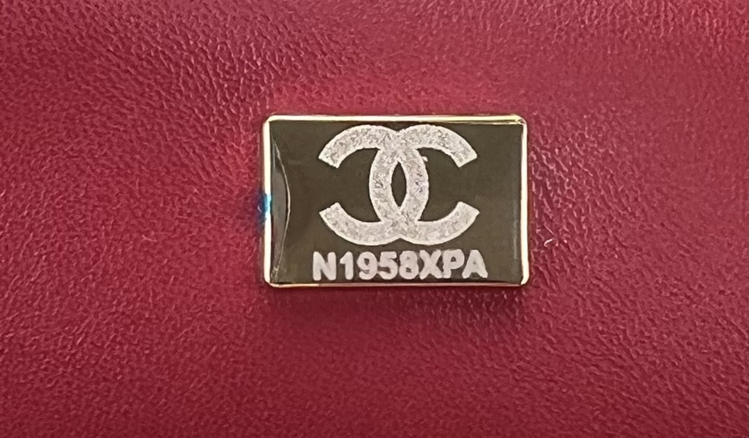 CHANEL CLASSIC 11.12 HANDBAG Tweed & Gold-Tone Metal   6 × 9.9 × 2.5 in