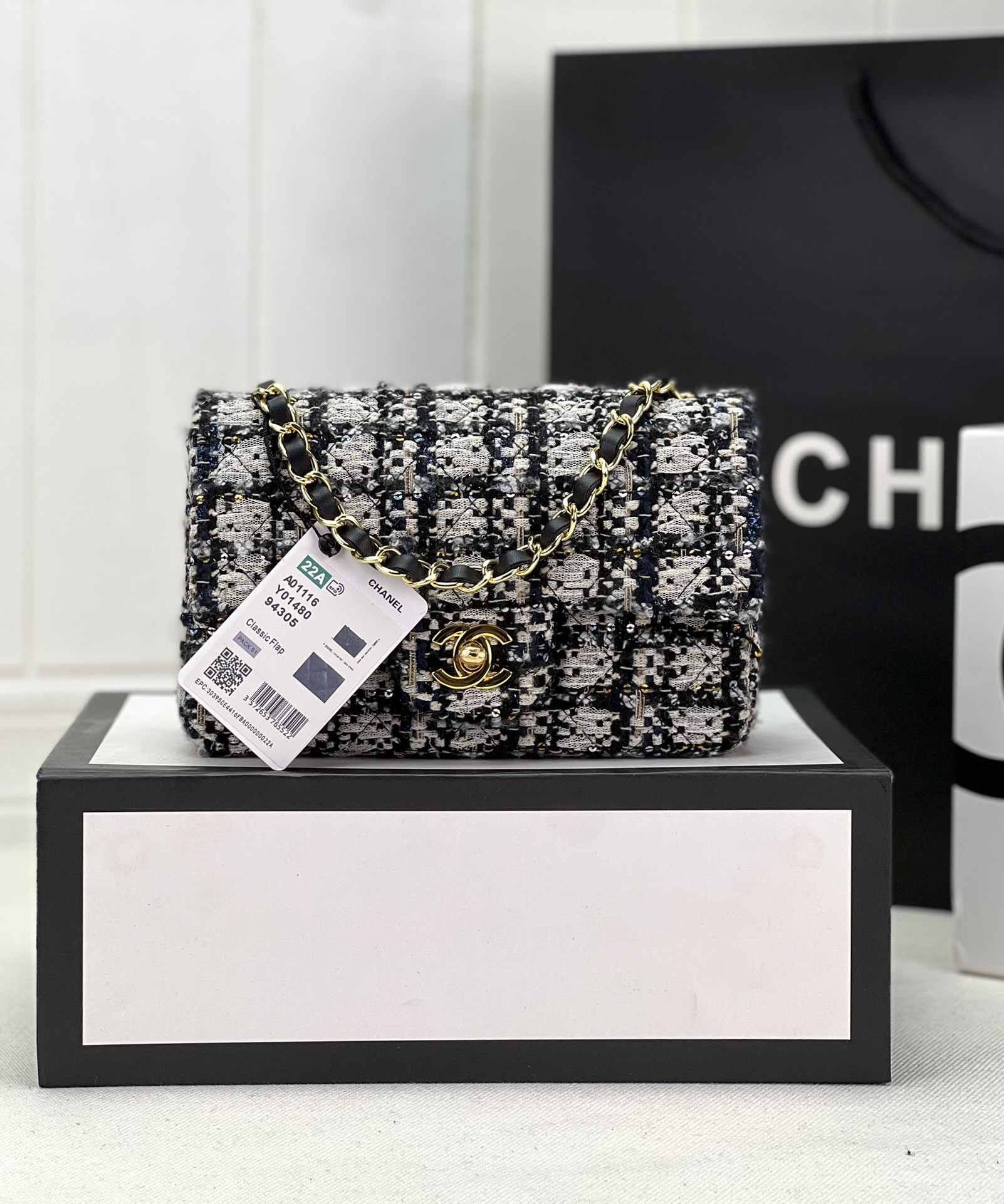 CHANEL MINI CLASSIC 11.12 HANDBAG Tweed & Gold-Tone Metal 4.7 × 7.8 × 2.3 in