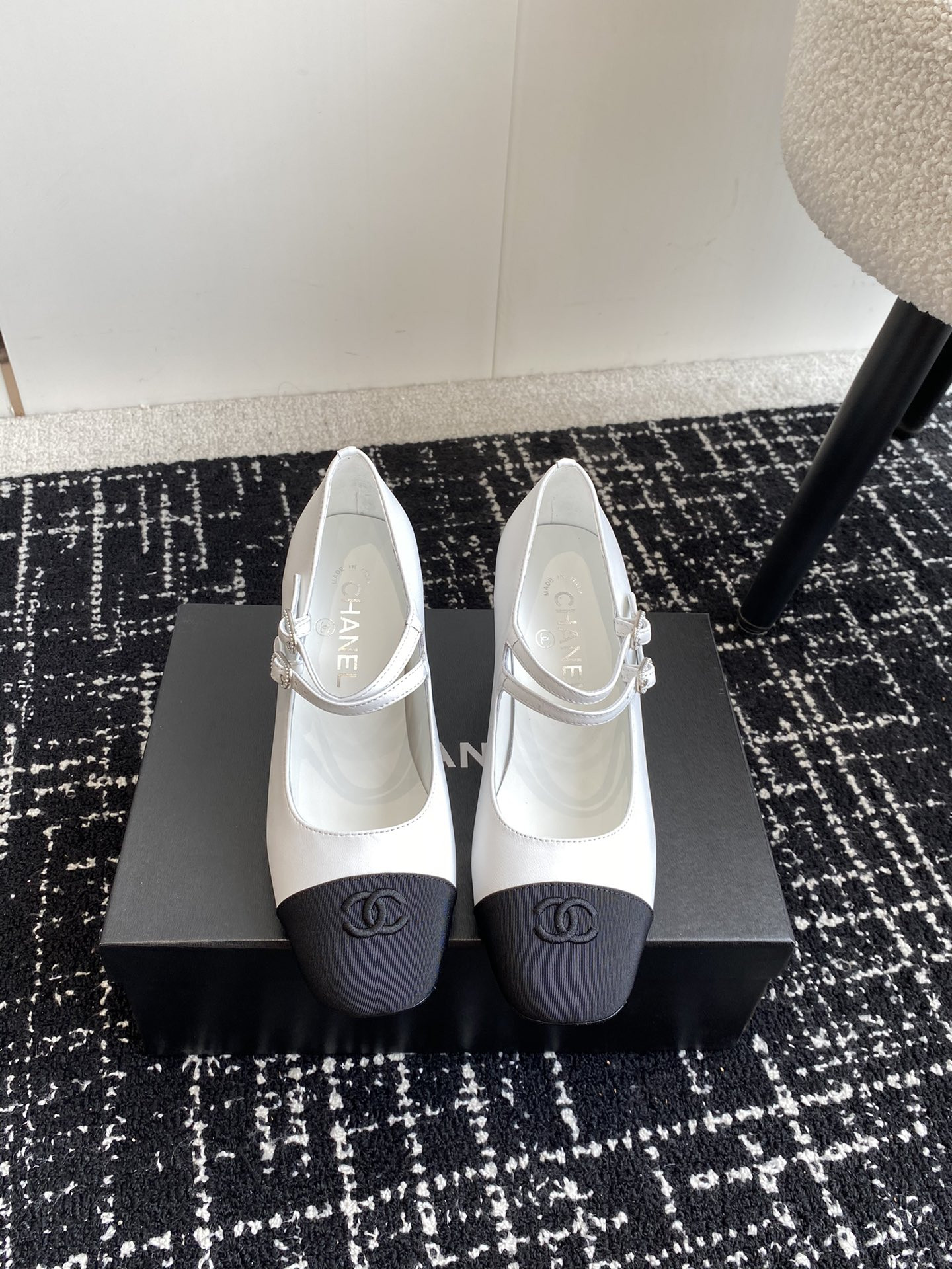 UA CHANEL MARY JANES Lambskin & Grosgrain