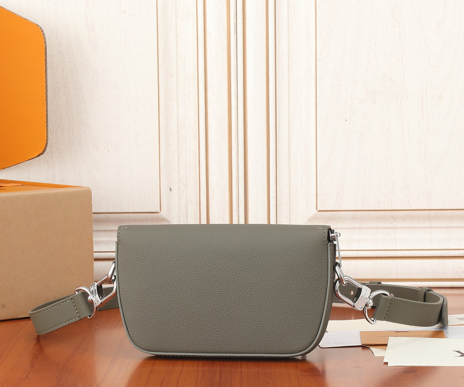 LV Pilot Wearable Wallet M83560 7.9 x 4.7 x 2.2 in