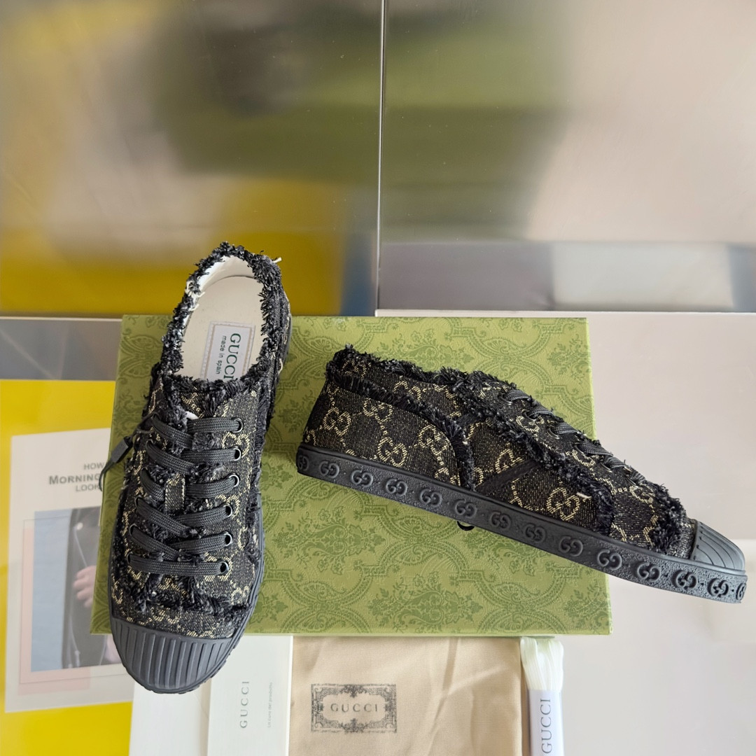 UA GUCCI GG SNEAKER