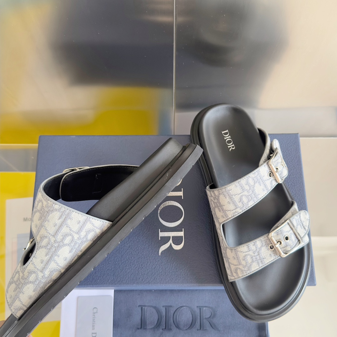 UA Dior Aqua Sandal