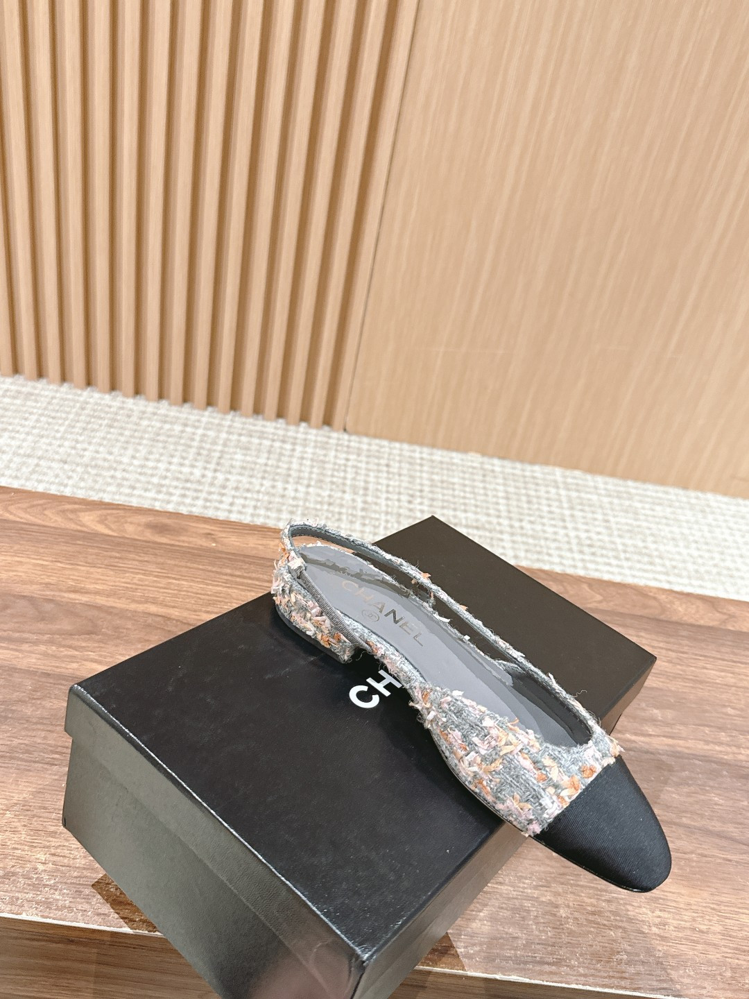 UA CHANEL SLINGBACKS FLAT