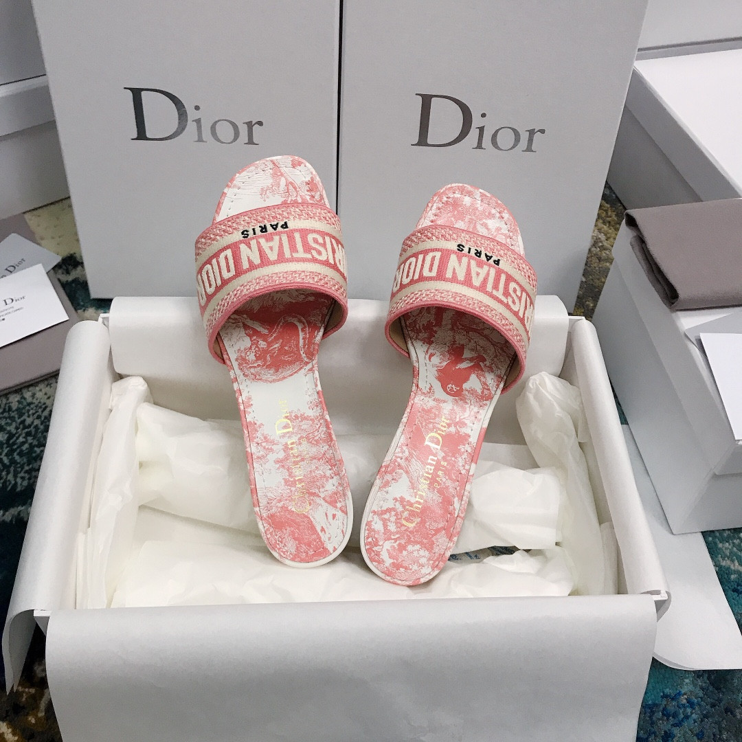 UA DIOR Dway Heeled Slide