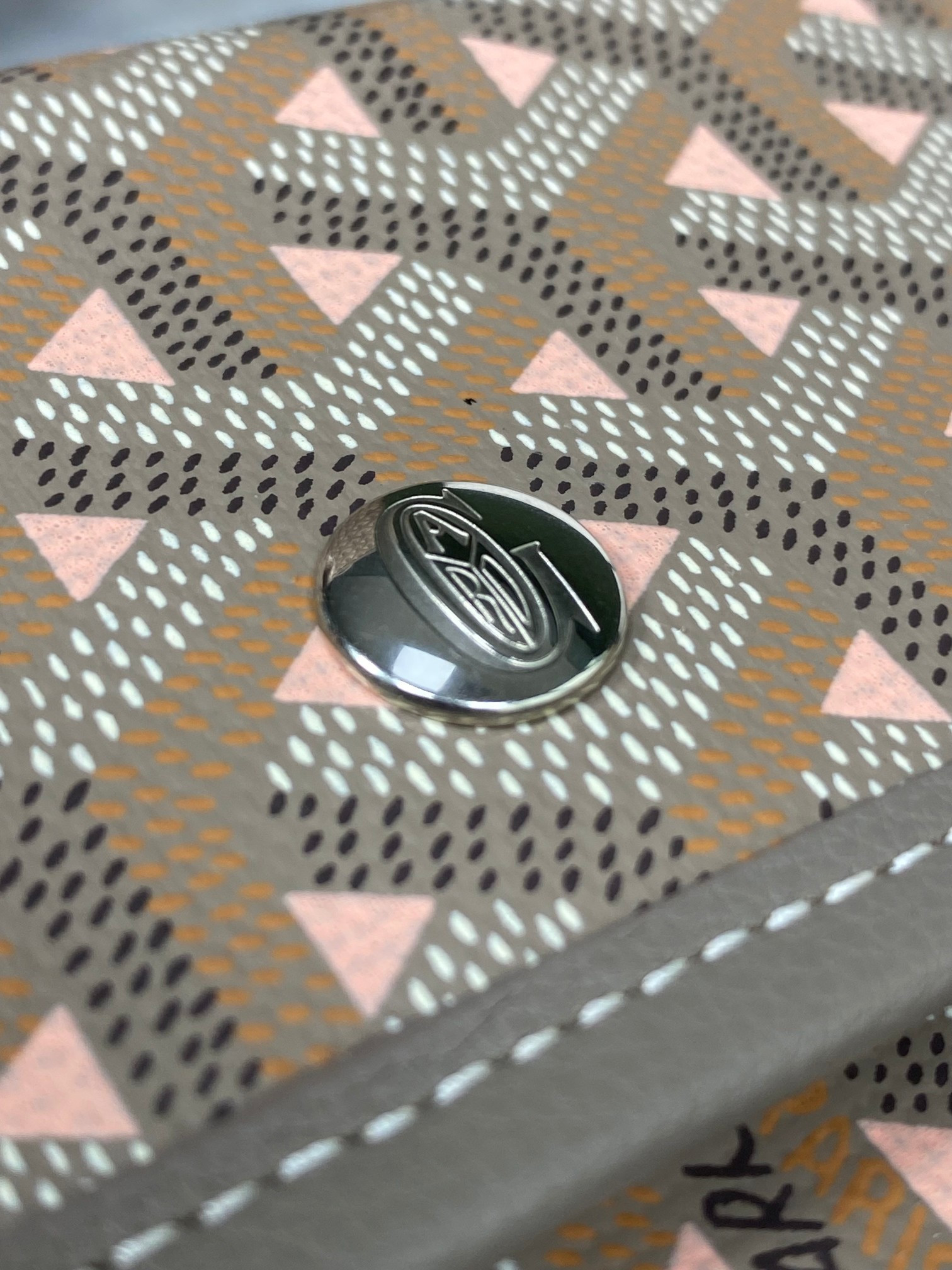 Goyard Small Saint Louis Bag 28 cm x 15 cm x 34 cm