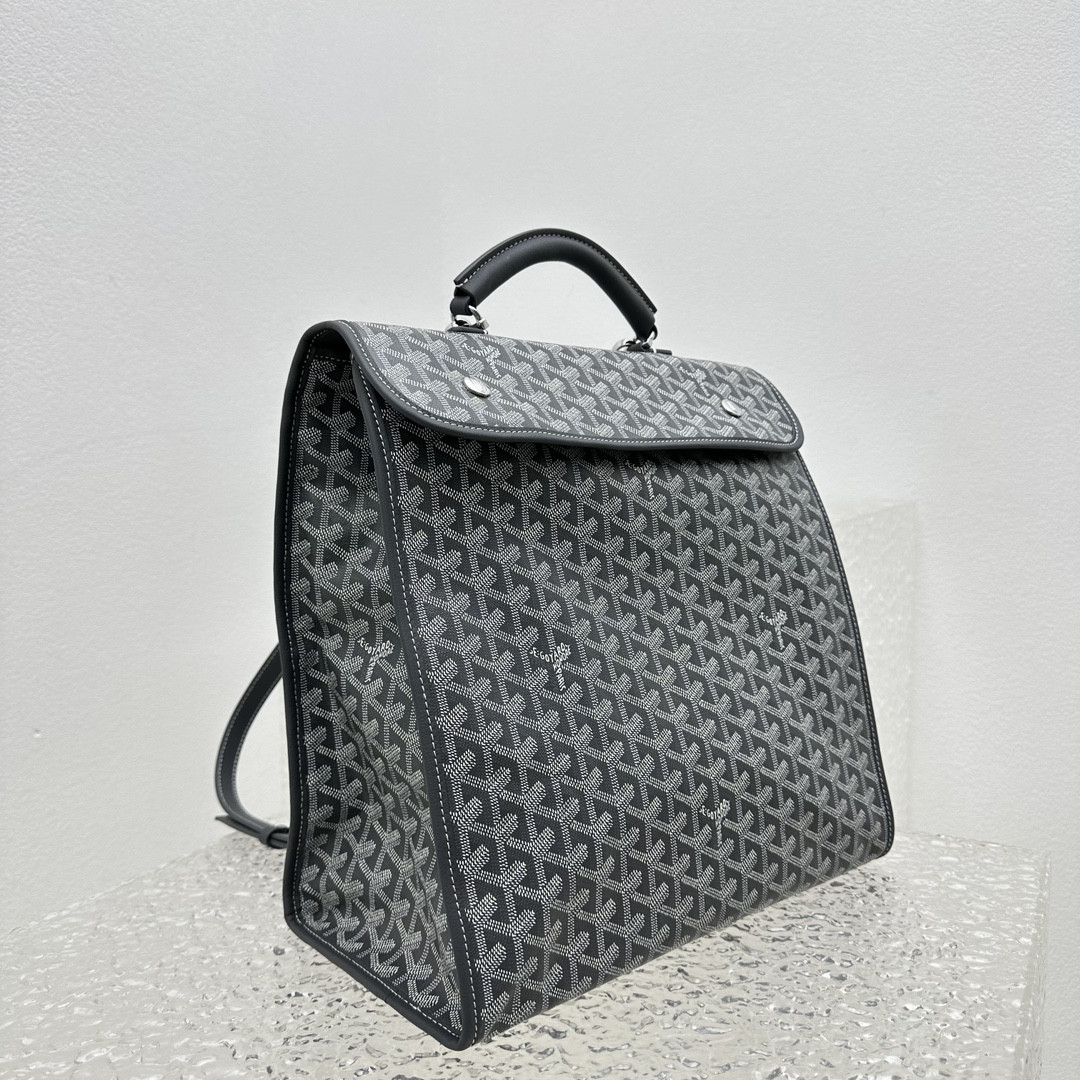 Goyard Saint Léger 37 cm x 15 cm x 34 cm