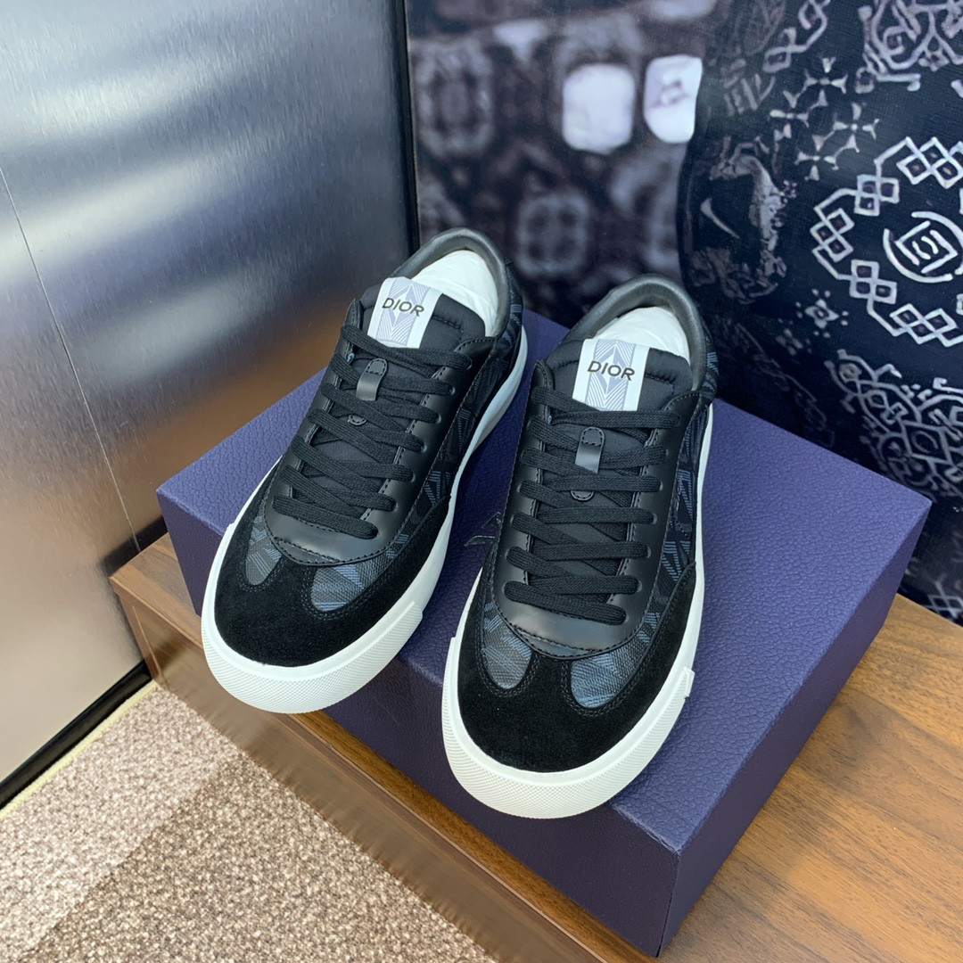 UA Dior B101 Sneaker