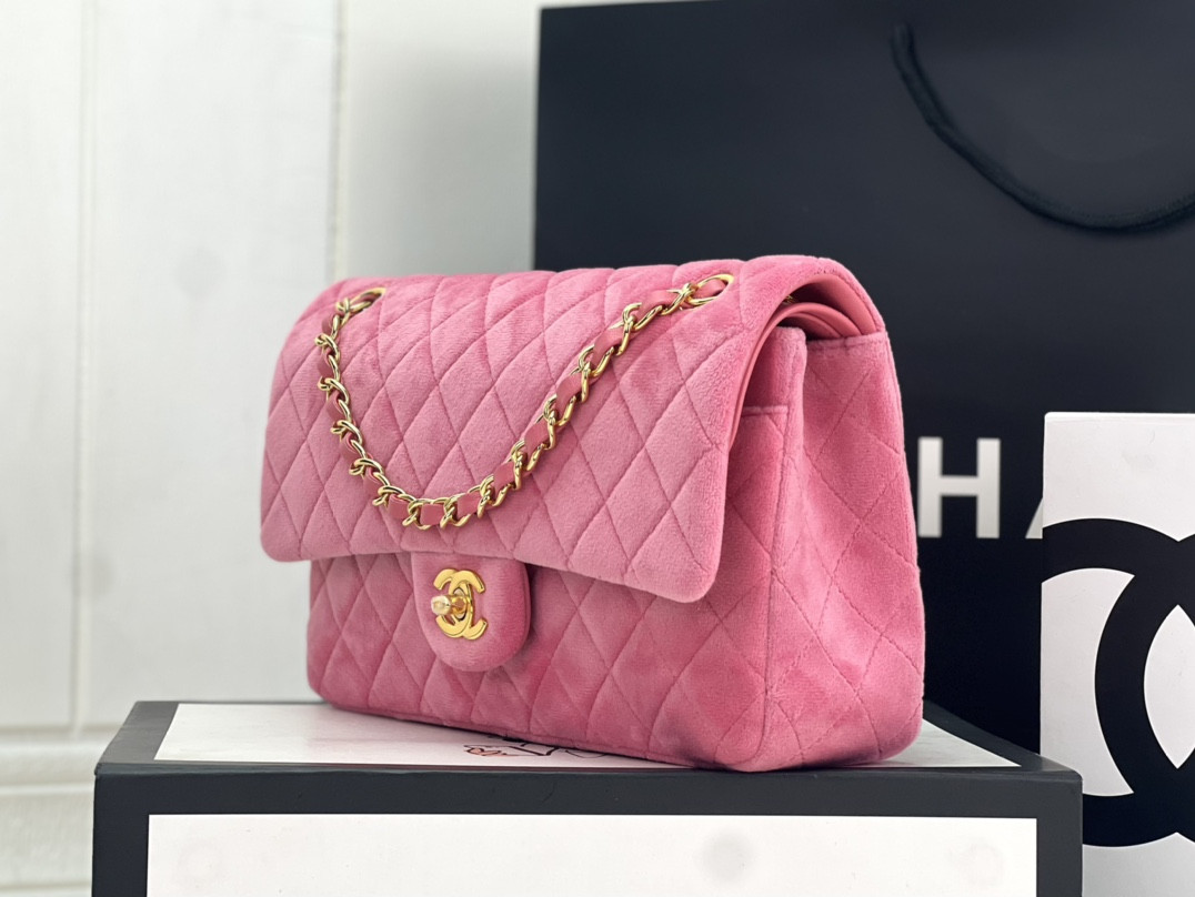 Chanel Classic Flap Bag 25cm