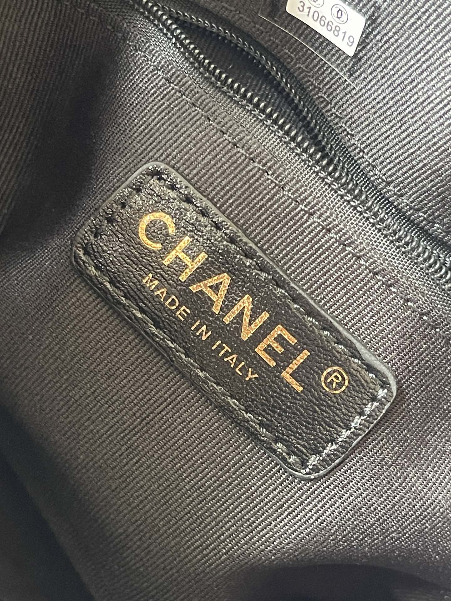 Chanel Small Shopping Bag 15x20x6CM