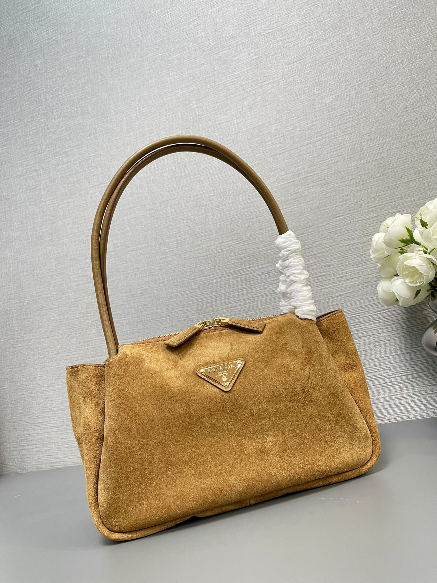 Prada Medium suede shoulder bag 28x18x11cm