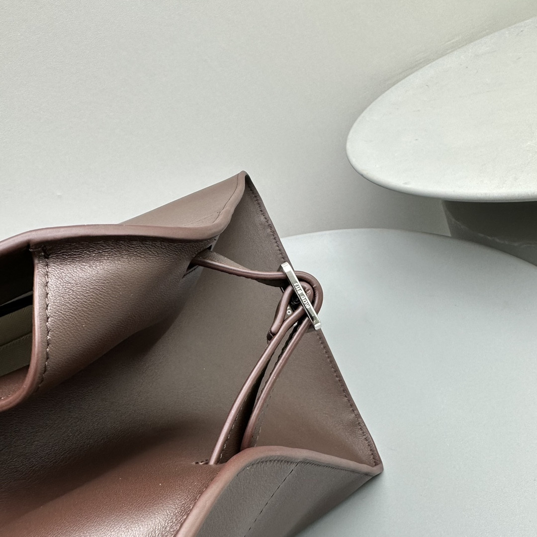 THE ROW MARGAUX 15 38.5x16x30cm