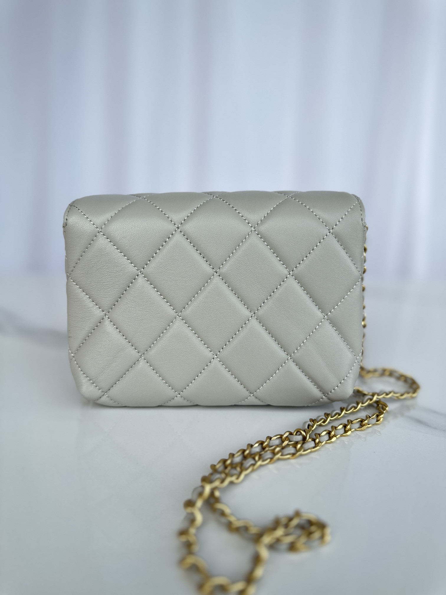Chanel Mini Flap Bag 19x12.5x8cm