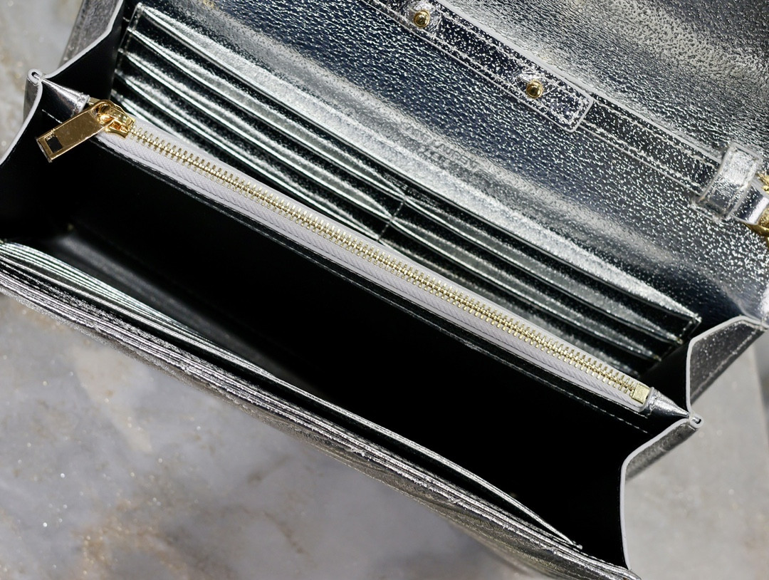 YSL Cassandra Monogram Classic Chain Wallet  22.5 x 14 x 4cm