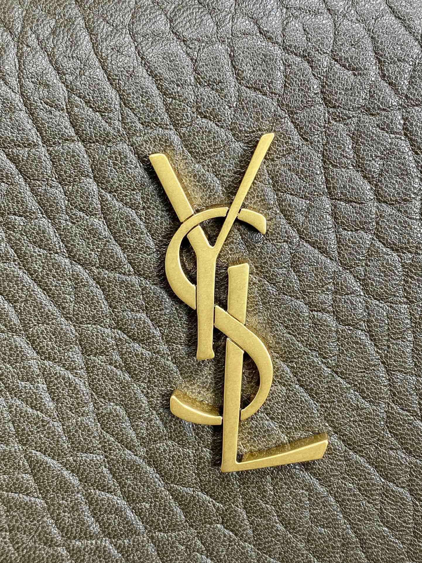 YSL CASSANDRE large envelope pouch in lambskin 29.5x18x4.5cm