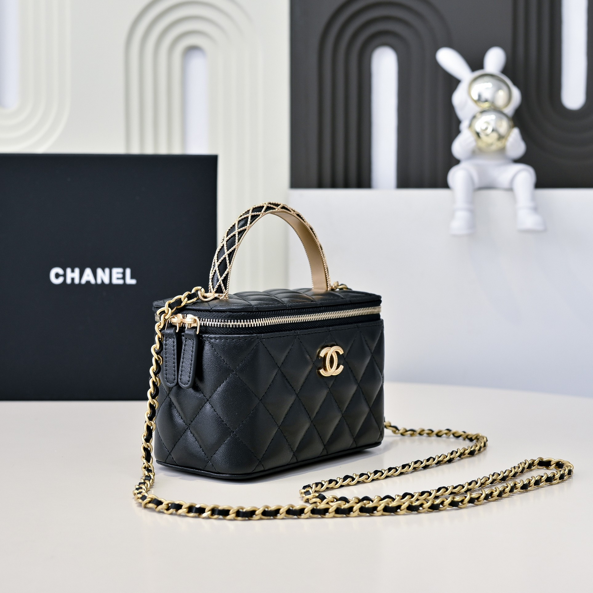 Chanel Clutch With Chain 17cm