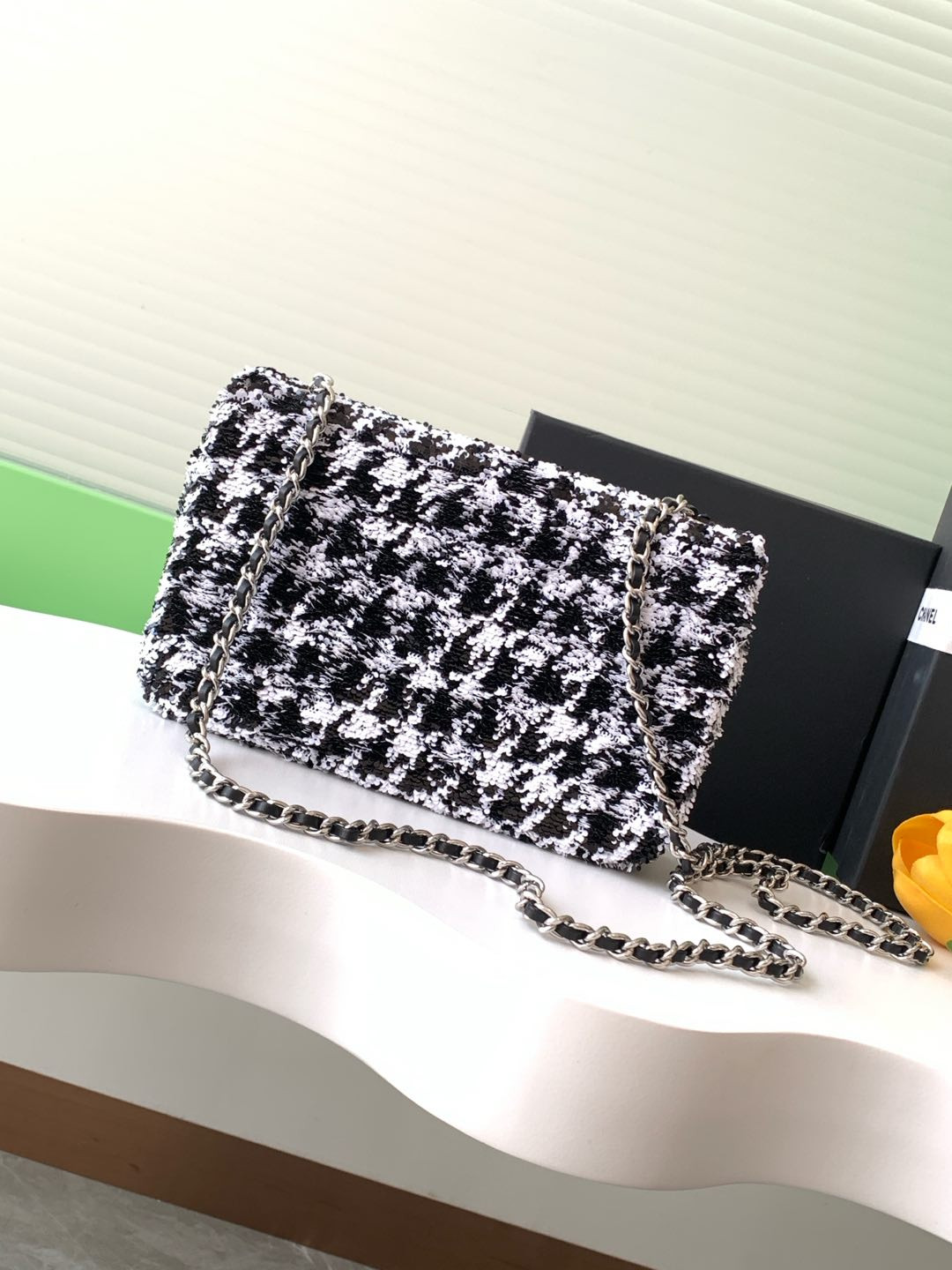 Chanel  Flap Bag 14x22x7cm