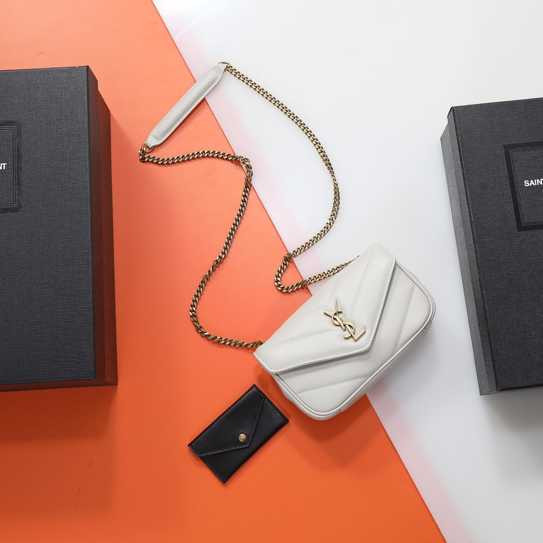 YSL LOULOU MINI in lambskin 20X12X5cm