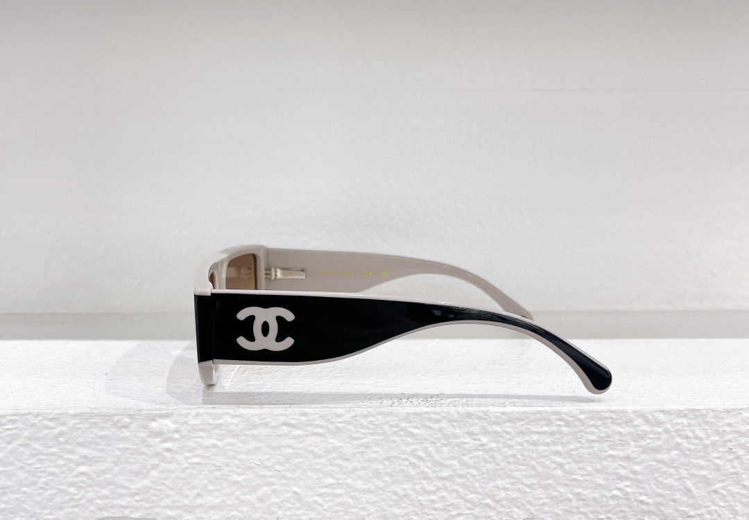 Chanel Glasses EL6056