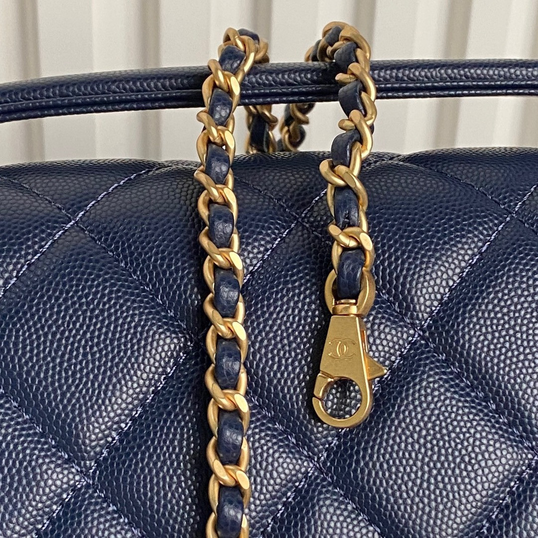 Chanel Classic Flap Bag 16×22×5cm AS5166