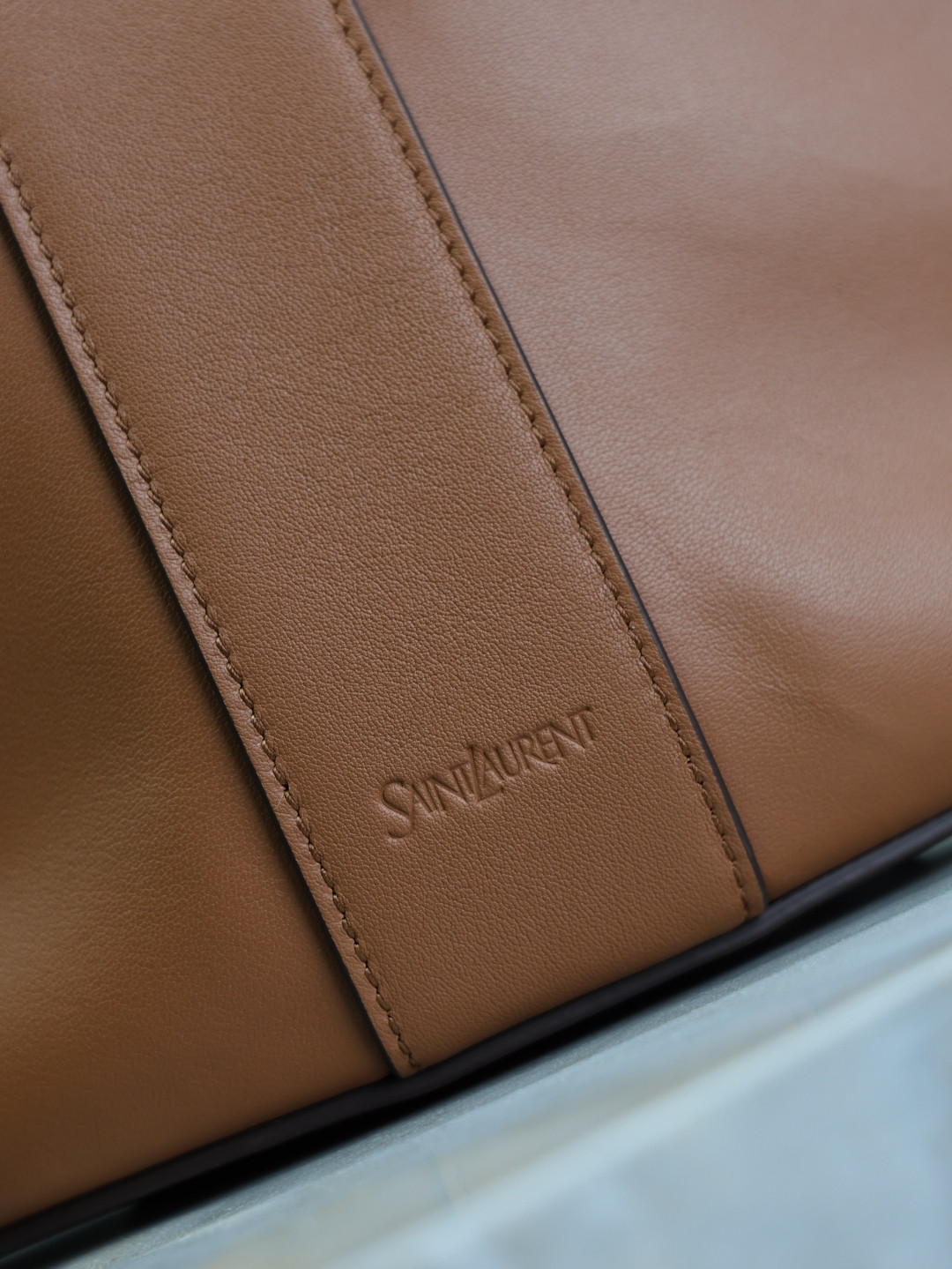 YSL Y Large Hobo (Leather) 35 x 25 x 15 cm