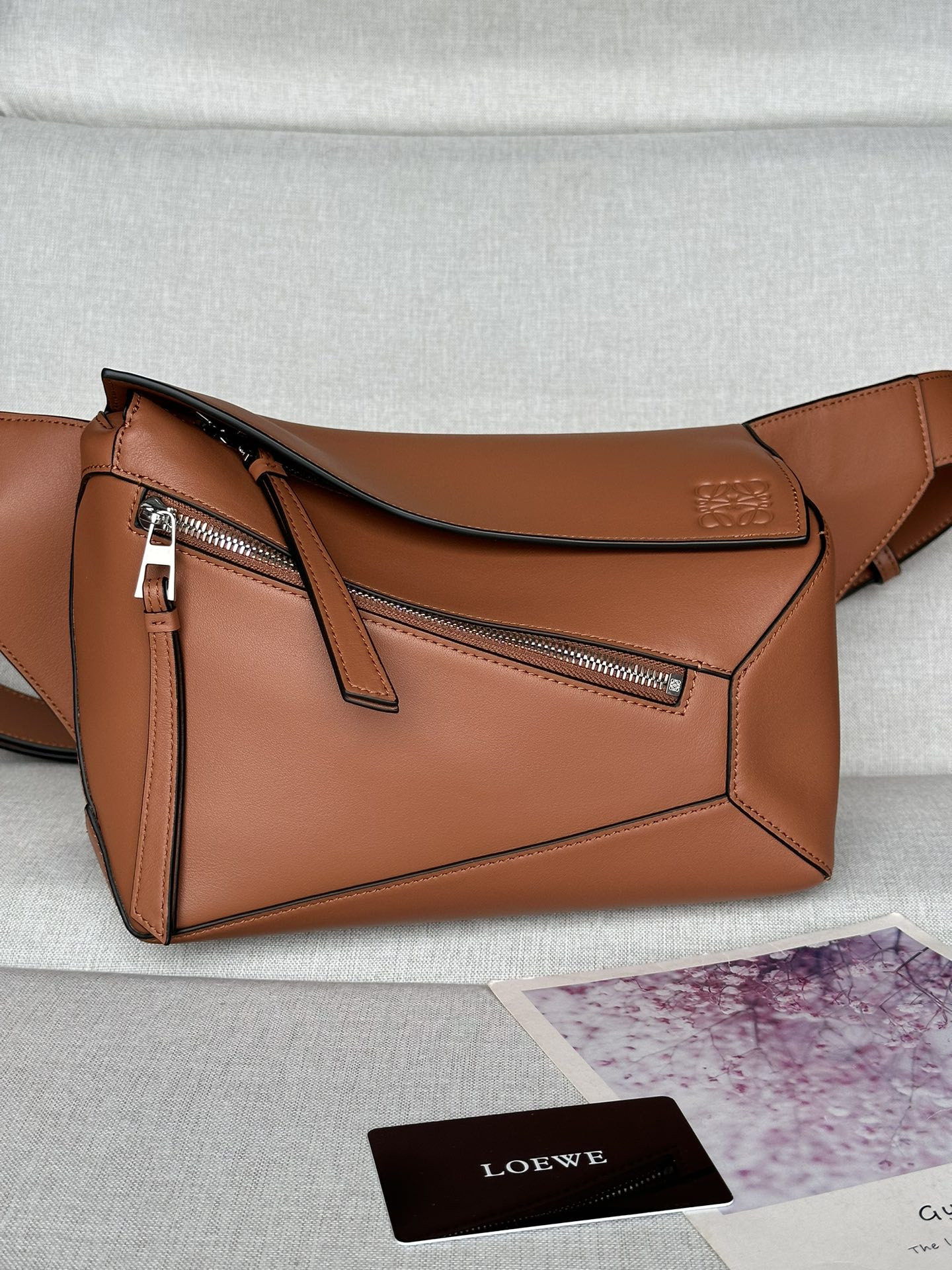 Loewe Small Puzzle bumbag in classic calfskin 24x10.5x16cm