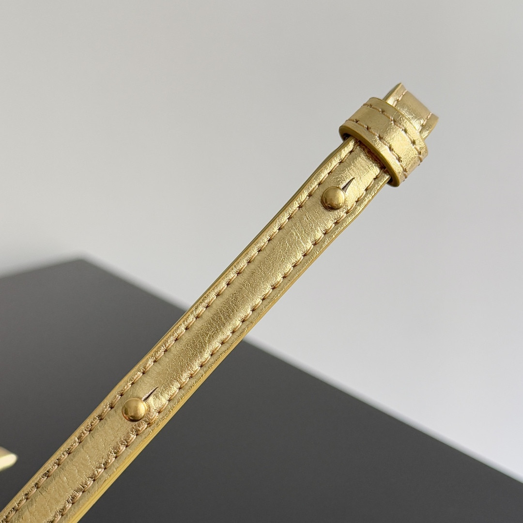 Bottega Veneta Mini Hop 25.5x14.5x11cm