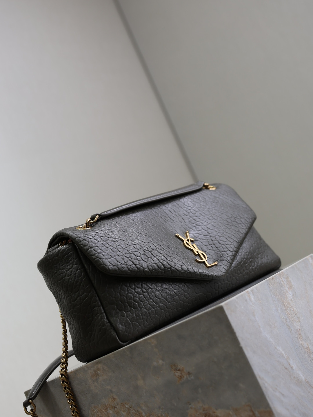 YSL CALYPSO medium in grained lambskin 800916 30x15x7.5cm