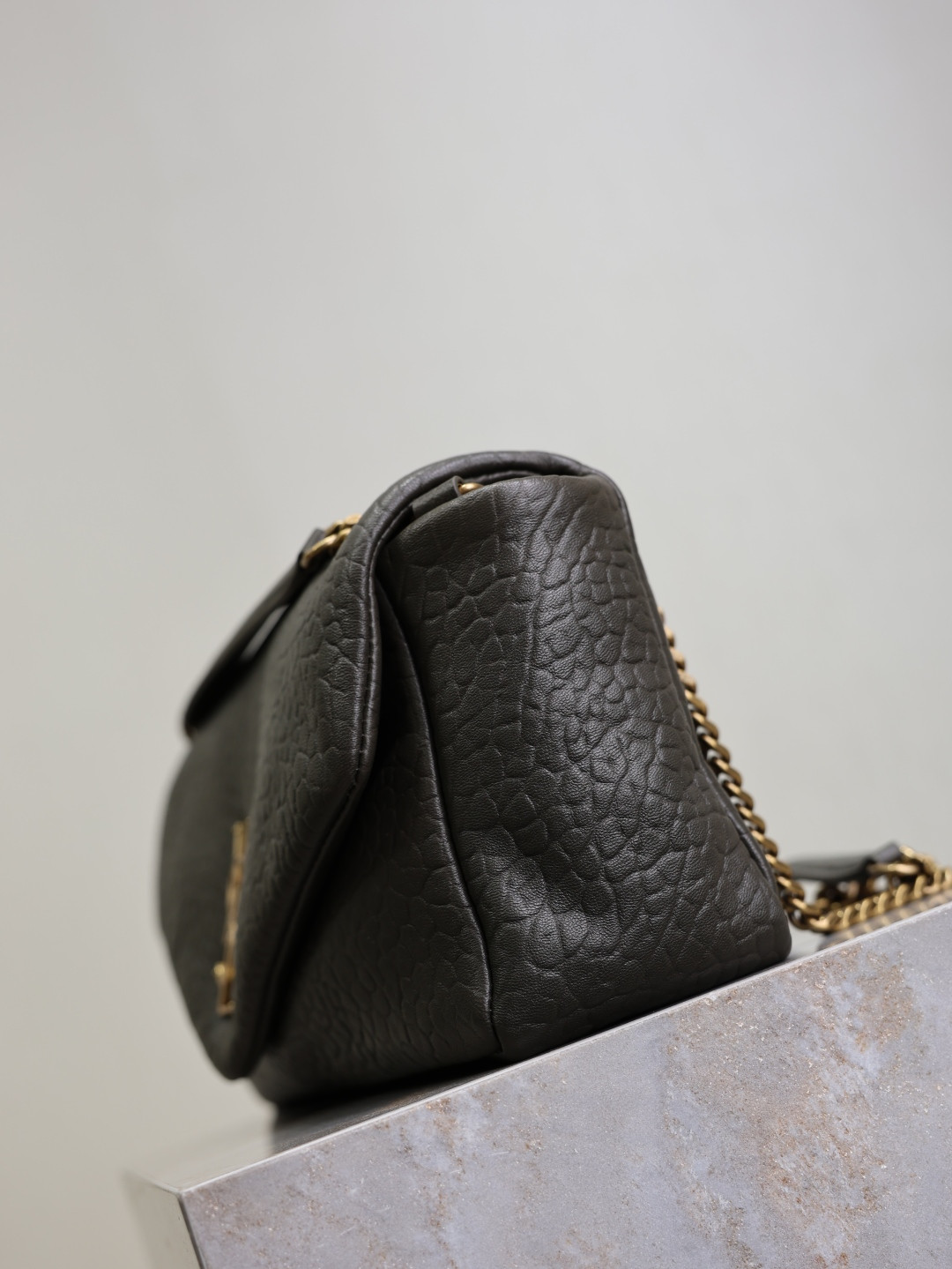 YSL CALYPSO medium in grained lambskin 800916 30x15x7.5cm