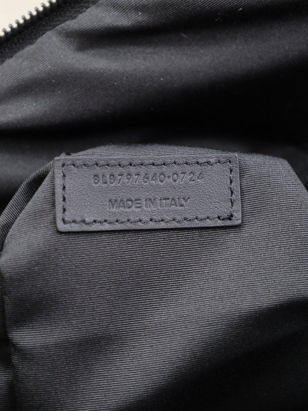 YSL SAINT LAURENT duffle in lambskin 53x24x22cm