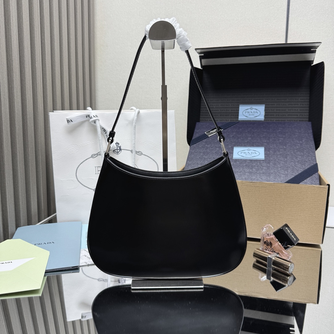 Prada Cleo brushed leather shoulder bag 22x27x6cm