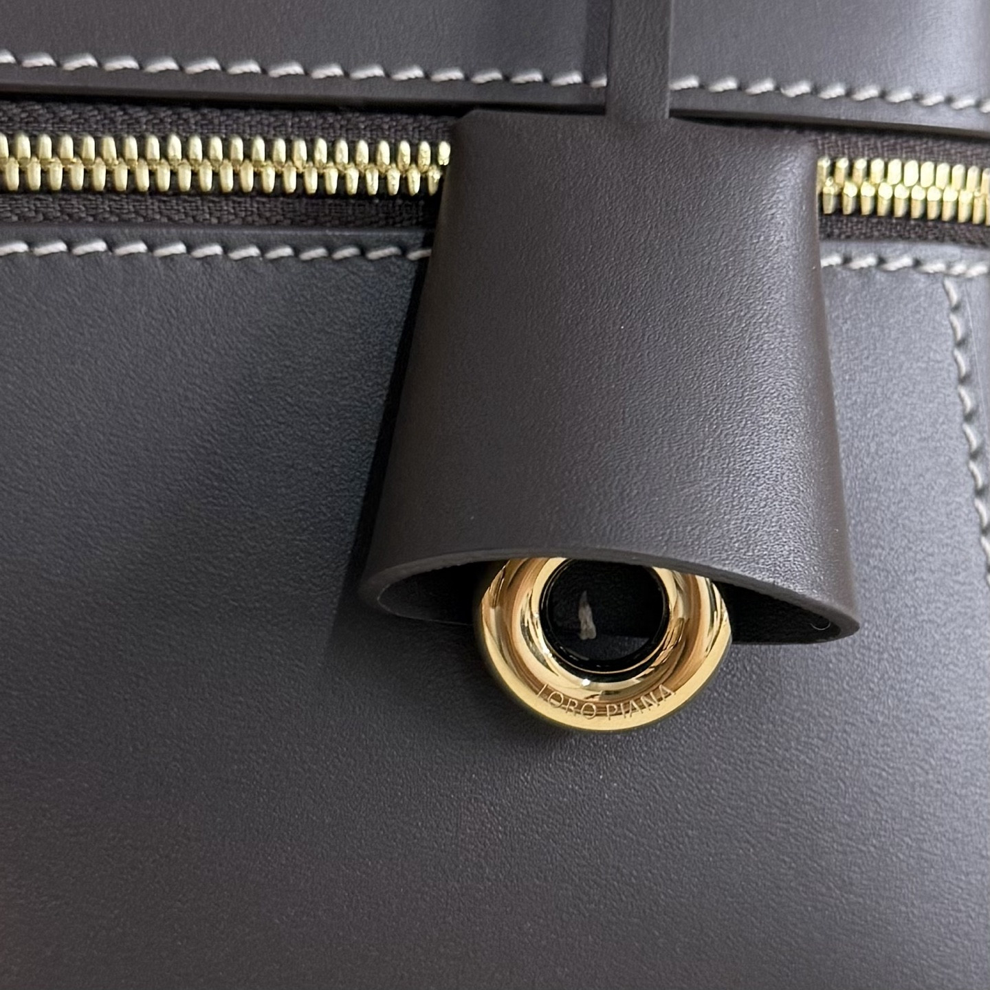 Loro Piana Extra Bag L23 23x12x7cm