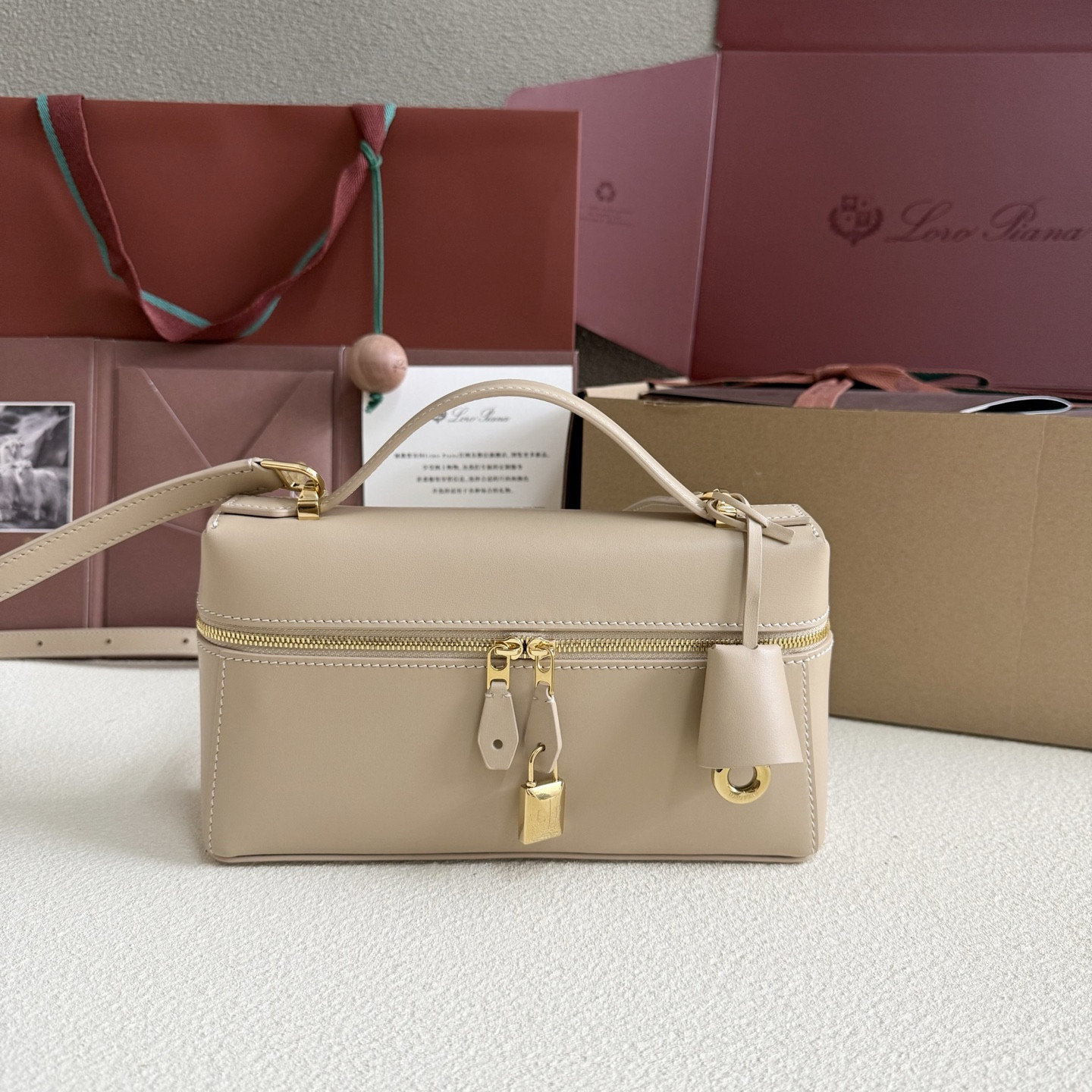 Loro Piana Extra Bag L23 23x12x7cm