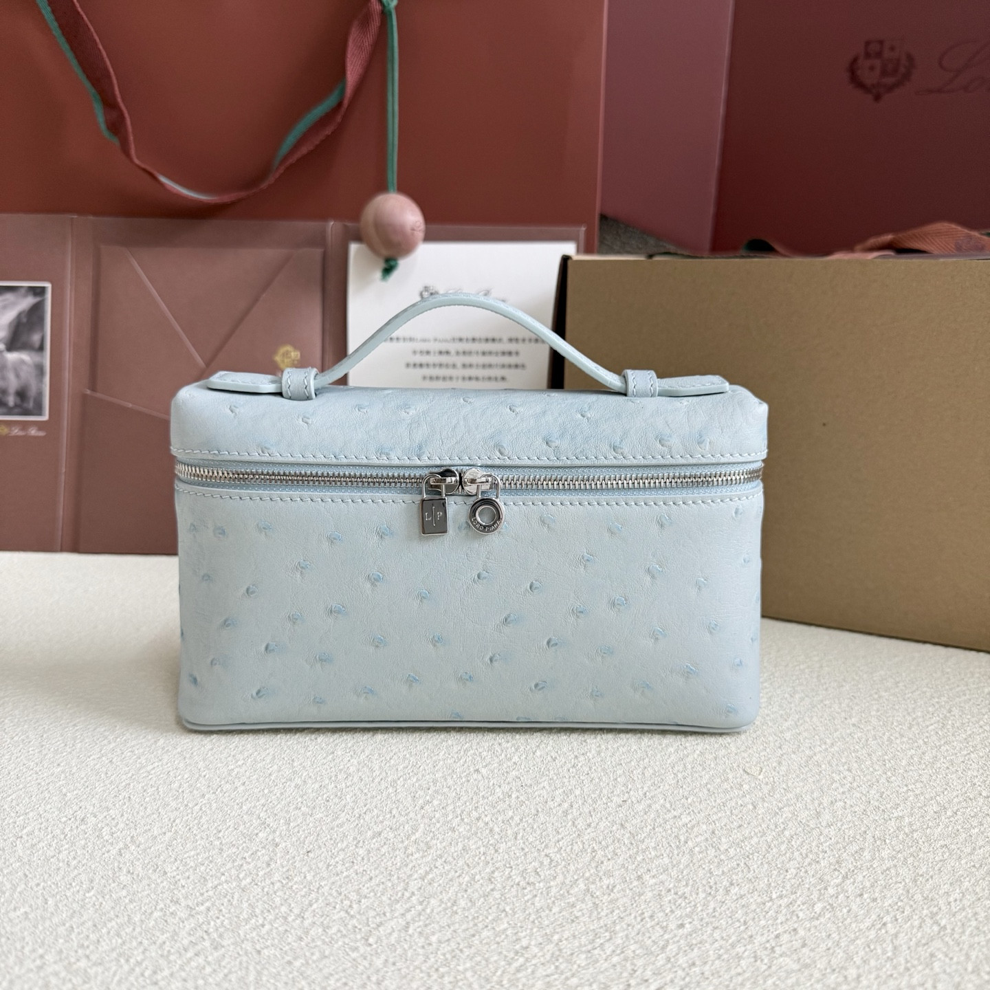 Loro Piana Extra Pocket L19 Ostrich-grained Leather 11 x 19 x 6.5 cm