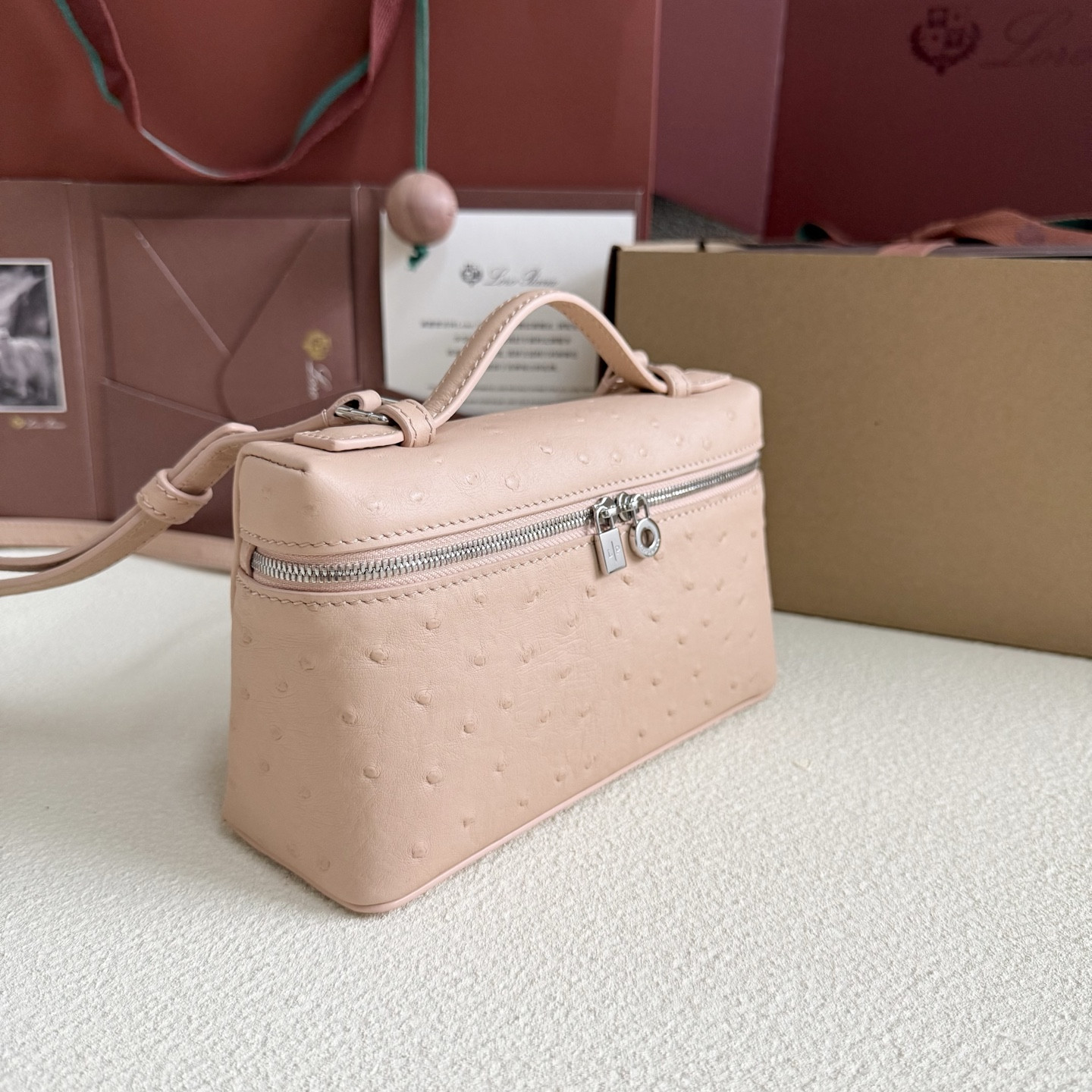 Loro Piana Extra Pocket L19 Ostrich-grained Leather 11 x 19 x 6.5 cm