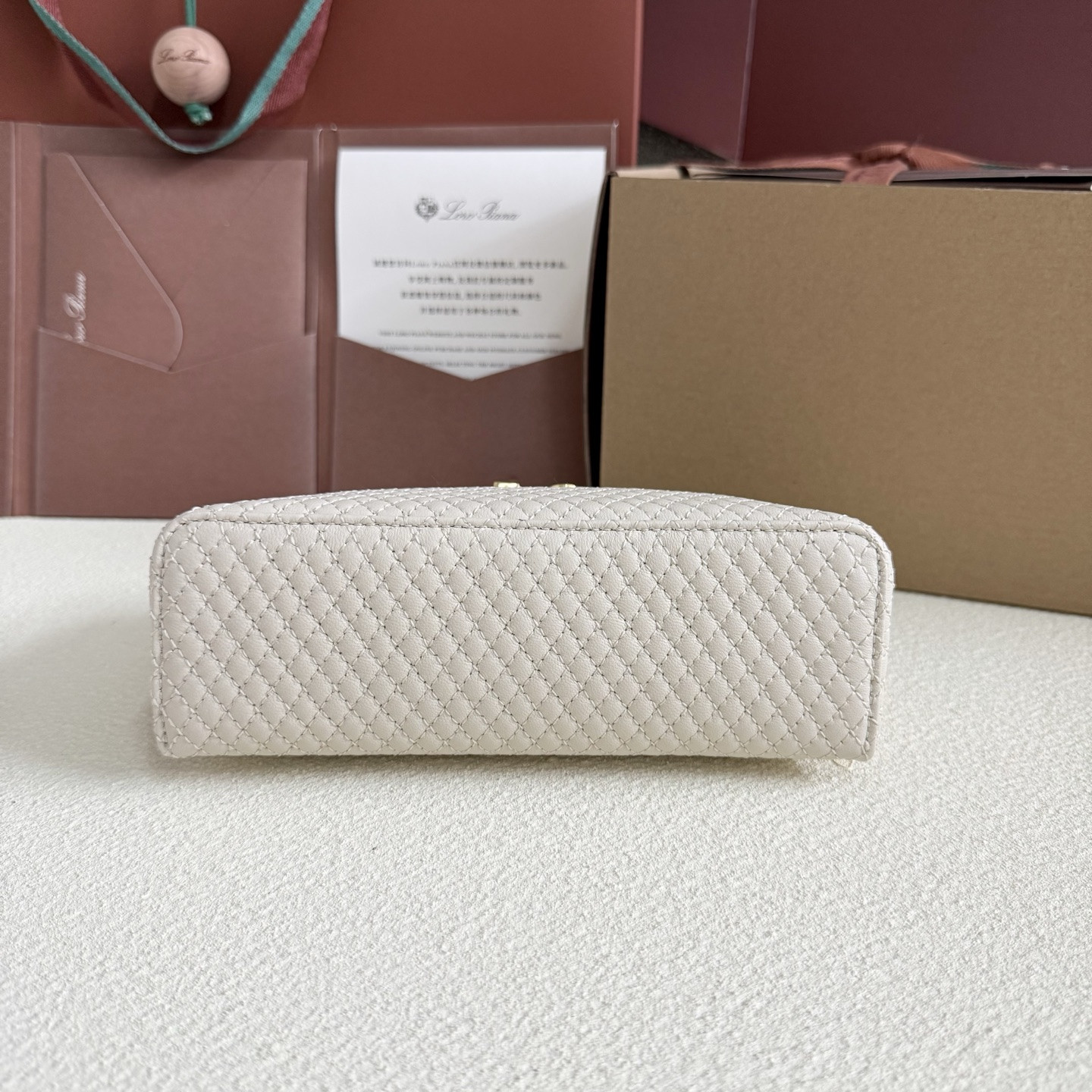 Loro Piana Extra Pocket L19 Lambskin 19x11.5x7cm