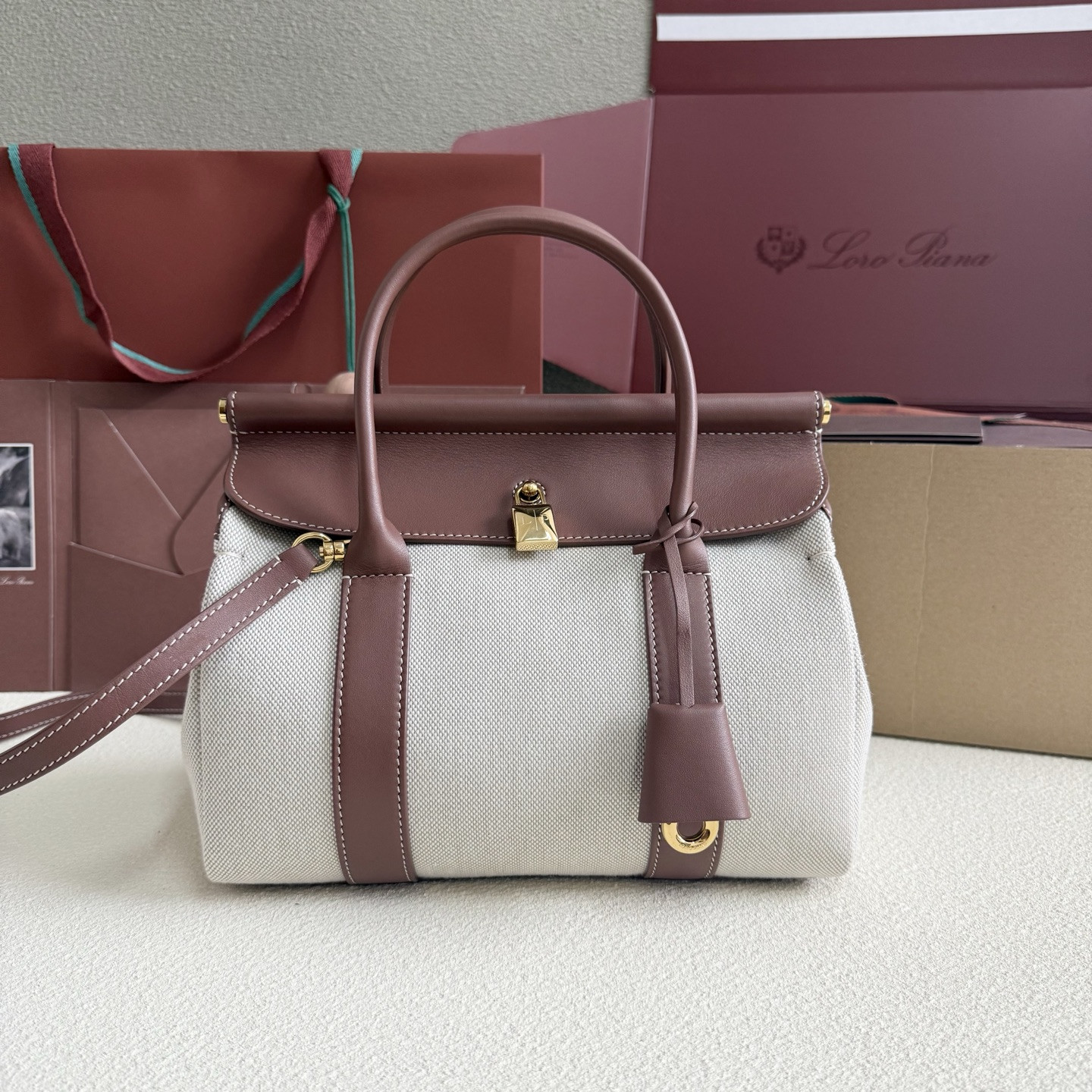 Loro Piana Loom L25 25x18x12.5cm