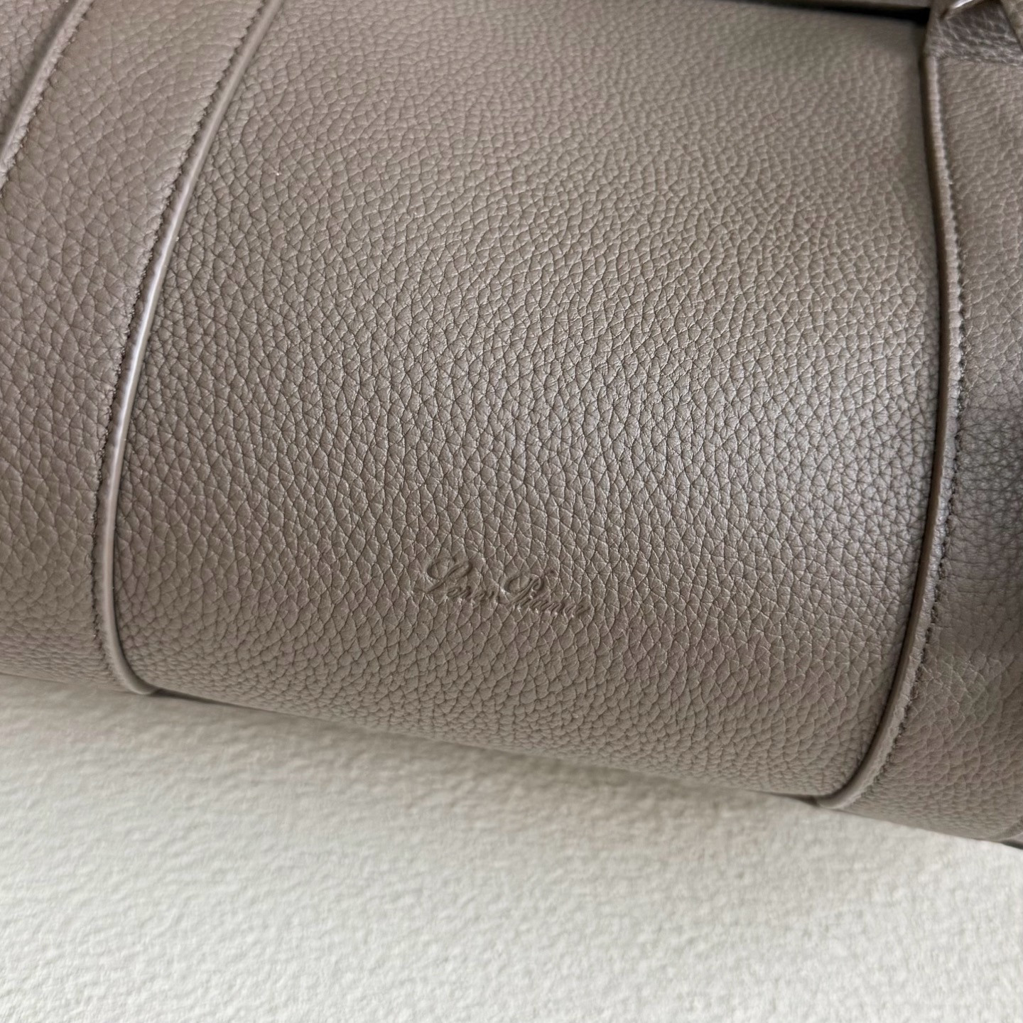 Loro Piana Loom L32 Calfskin 33x23x18cm