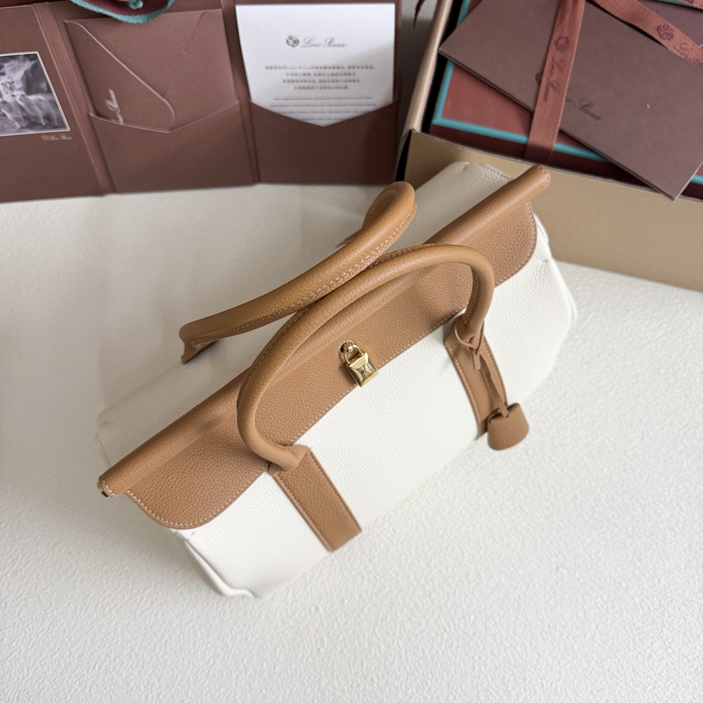 Loro Piana Loom L32 Calfskin 33x23x18cm