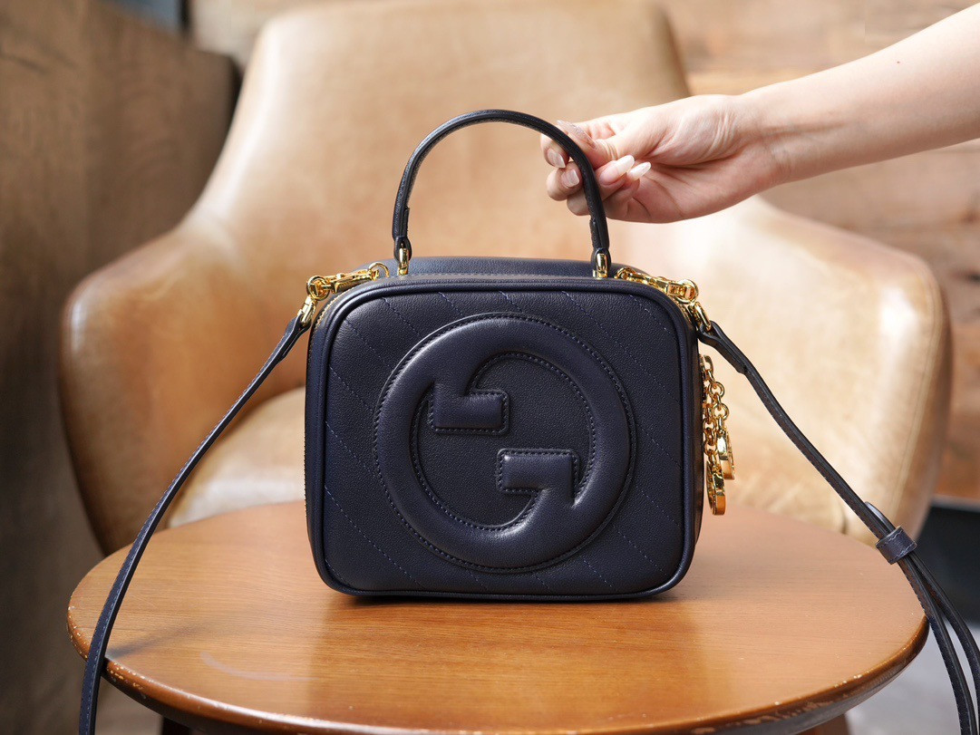 Gucci Blondie Top Handle Bag